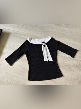 Y2K ribbed top